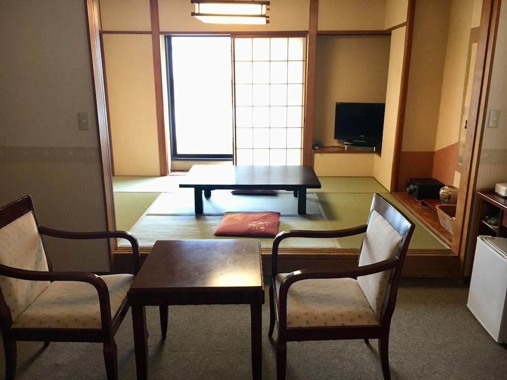 Ueno Terminal Hotel Tokyo prefektur Exteriör bild