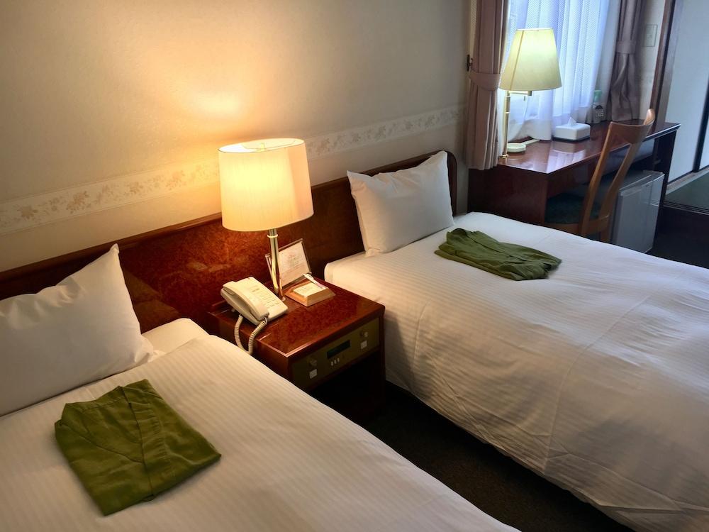 Ueno Terminal Hotel Tokyo prefektur Exteriör bild