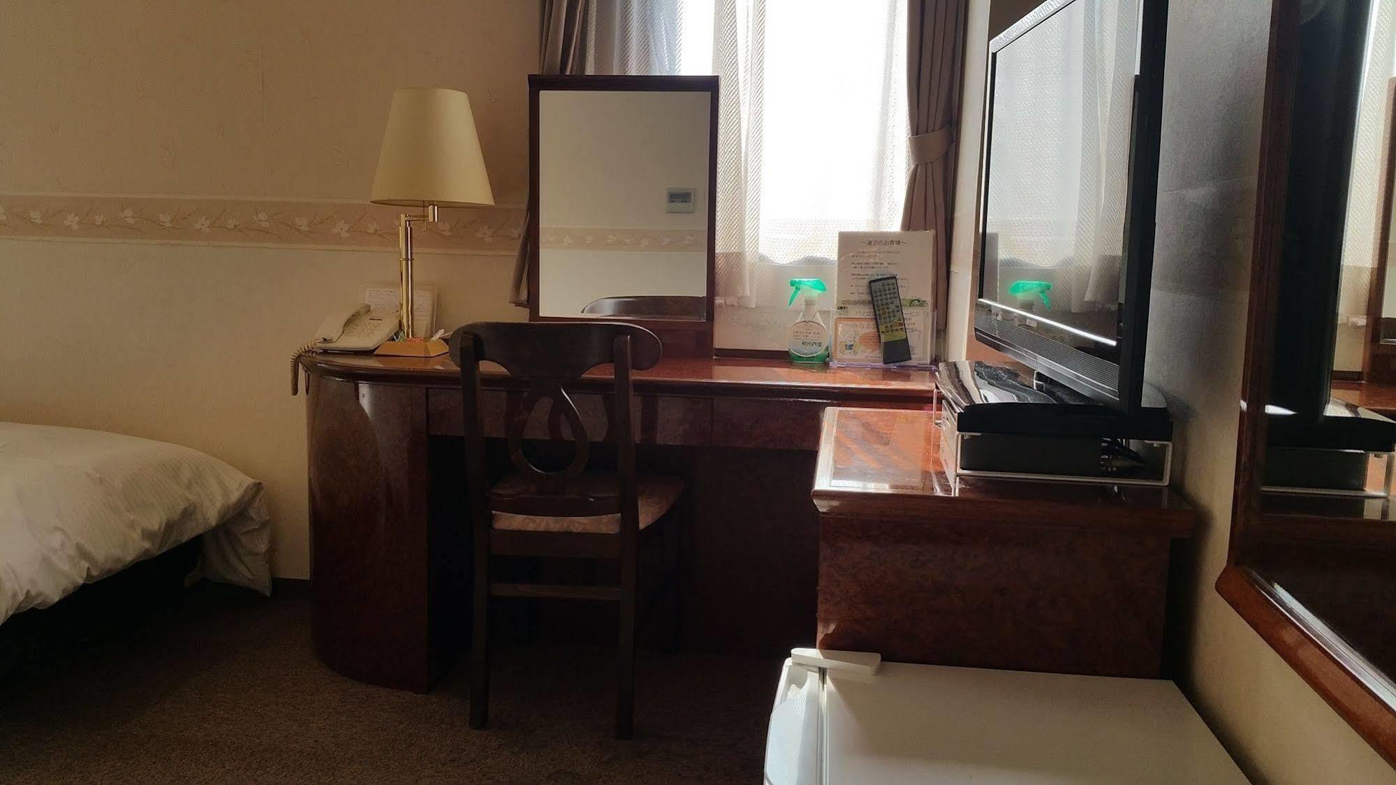Ueno Terminal Hotel Tokyo prefektur Exteriör bild