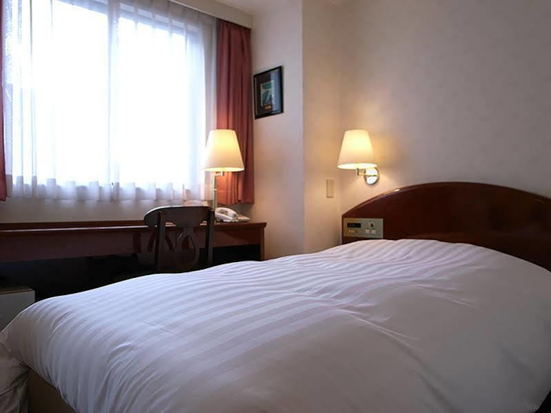 Ueno Terminal Hotel Tokyo prefektur Exteriör bild